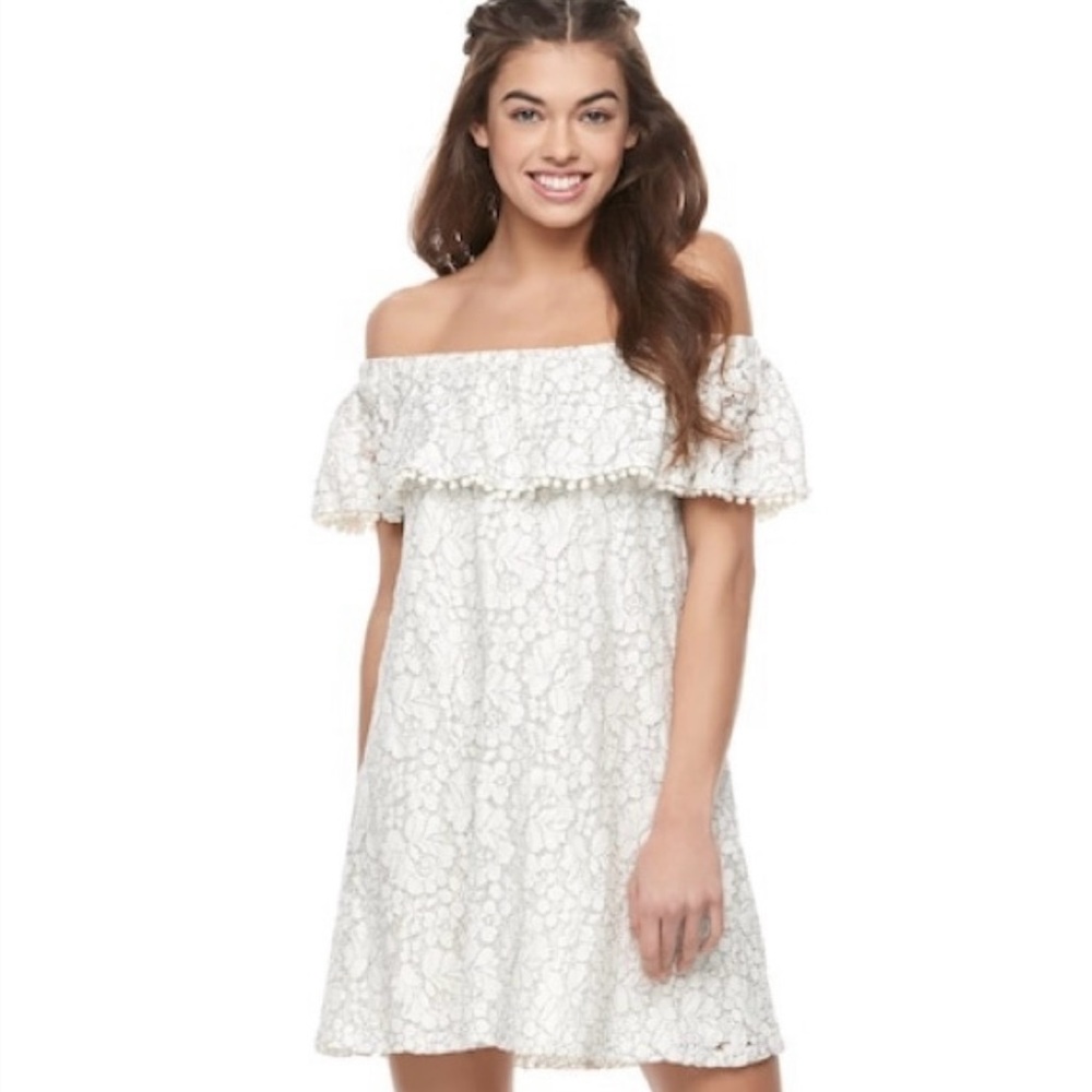 Lily Rose Off The Shoulder Mini Lace Dress Junior’s Size Small Ruffles White EUC